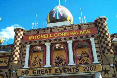 300-Corn Palace closeup